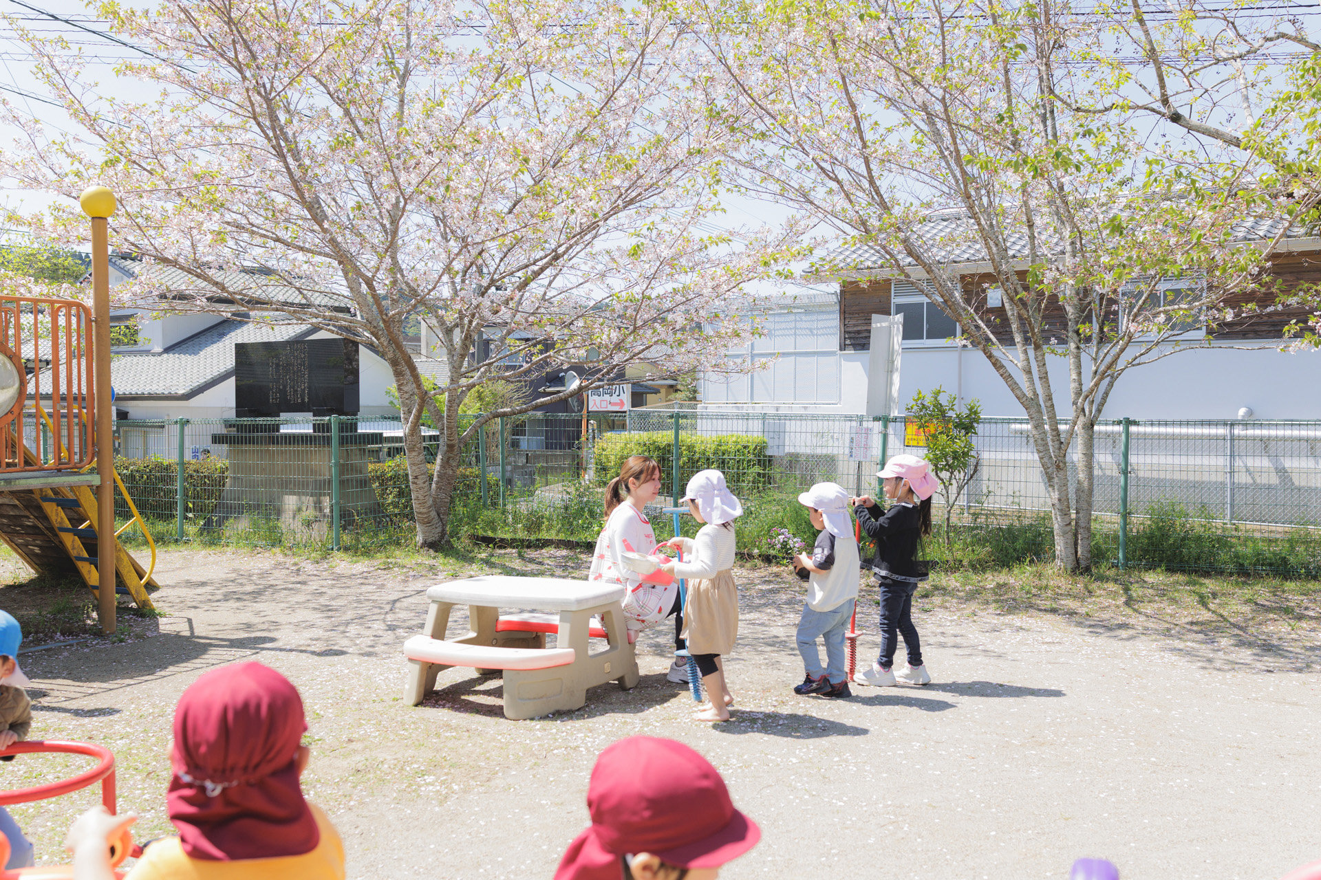 園の行事に参加する子どもたちの様子